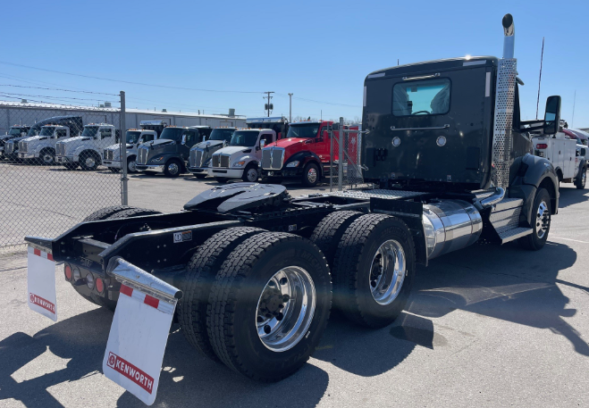 3 Axle Truck